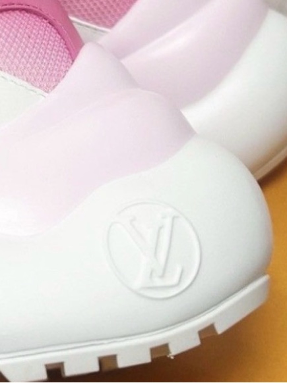 Louis Vuitton Pink and White Archlight-Style Lace-Up Sneakers - Picture 8 of 10